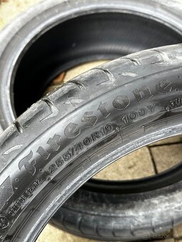 2x LETNÉ 255/40 R19 FIRESTONE FIREHAWK SPORT r.2025 - 2