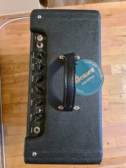 Predám Fender Blues Jr. III - 2