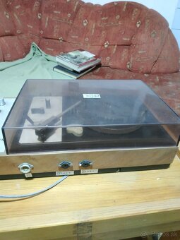 Gramofón NZC710 - 2