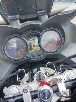 suzuki dl 650 v strom - 2