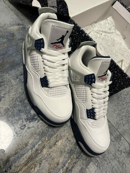 Nike Air Jordan 4 Midnight Navy - 2