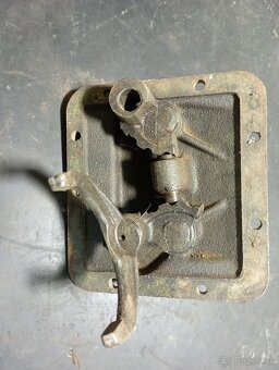 Veko prevodovky GAZ, uaz, volga - 2