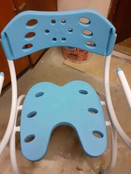 Zdravotná stolička na sprchovanie - 2