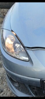 Svetlá Seat Altea - 2