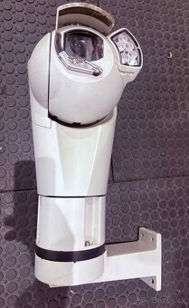 profesionálna PTZ kamera Avigilon H5A - 2