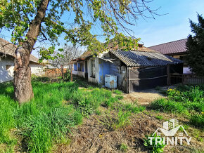 Na predaj starší dom s veľkým pozemkom v obci Branovo - 2