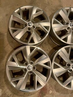 Škoda Triglav R19 7,0J x 19“ ET 43 ORIGINÁL - 2