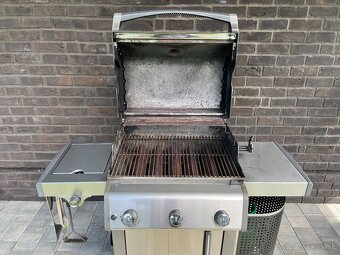 Gril weber spirit E 320 plynový - 2
