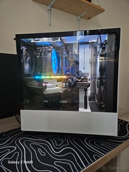 Ryzen 7 5700x3D / RTX 3070 / 16GB RAM - 2