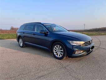 Volkswagen Passat Variant 2.0 TDI business DSG - 2