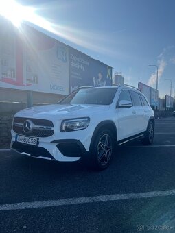 Mercedes GLB - 2