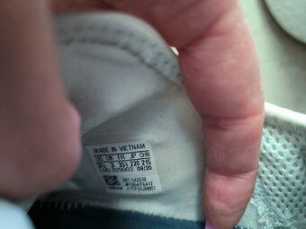 Adidas - 2