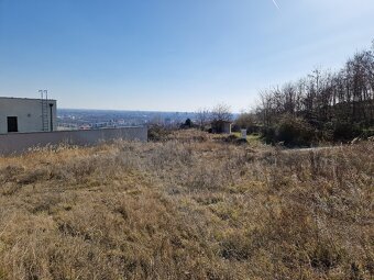 Stavebný pozemok so stavebným povolením - 527m2 - BA - Rača - 2