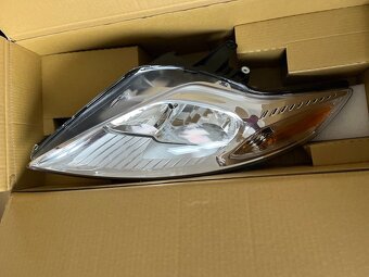 Ford Mondeo 4(07-14) predné svetlomety - 2