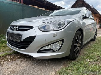 Predám Hyundai i40 combi 1.7 TDi 100kw Rok 2012 - 2