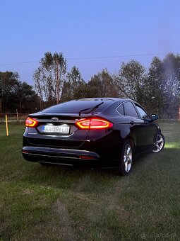 Ford Mondeo 2.0 TDCi 110 KW Titanium + FULLLED. - 2