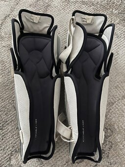 Hokejové chrániče - 2