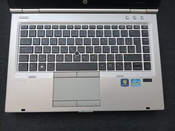 predám Hp elitebook 8470p , Intel(R) Core™i5 , 8gb ram ,ssd - 2