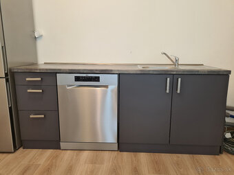 Kuchynska linka + drez a bateria - 2