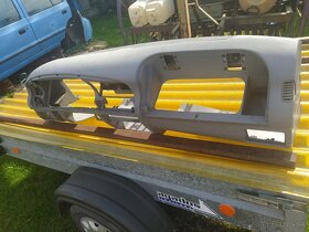 Palubovka a zadne svetla - 2