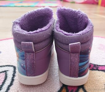 Zateplené tenisky 26 - 2