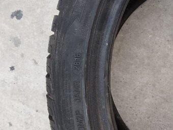 Predám zimné pneu Goodyear 245/40 r18 97v - 2