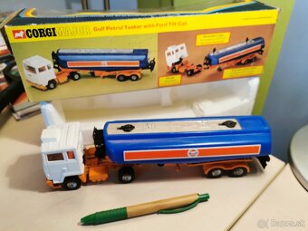 Corgi Major ťahač Ford - 2