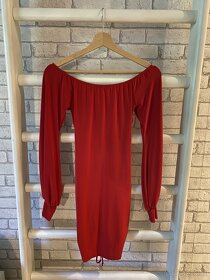 červené krátke šaty - 2