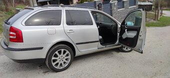 Škoda Octavia Combi 2.0 TDI 4x4 Laurin&Klement - 2