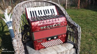 Harmonika -Akordeon.Delícia Junior 72basová. Červená perleť. - 2