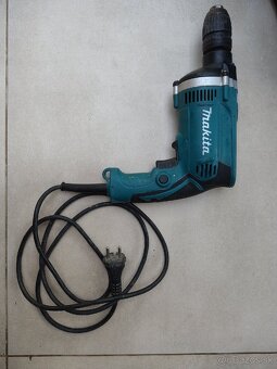 Makita HP1631 - 2