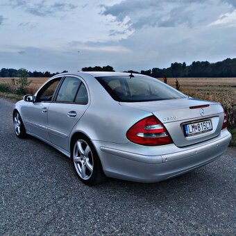 Mercedes-Benz E320 W211 3.2 V6 - 2