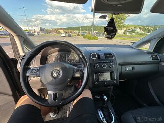 Predám vymením vw touran automat dsg 7 rýchlostný - 2