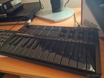 Akai MPK mini - 2
