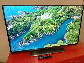 Predam smart TV LG uhl 106cm. - 2