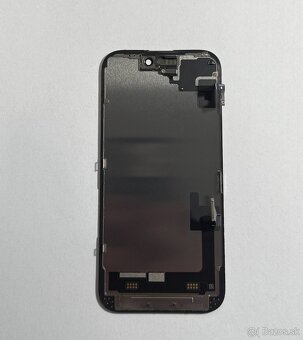 Apple iPhone 15 Originál LCD - škrabance - 2