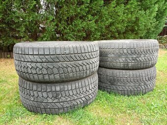 2ks zimné 235/40 R19 - 2