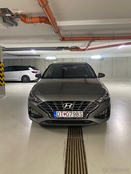 Hyundai i30 combi 1.5 TGDI Family r.v. 12/2020 - 2