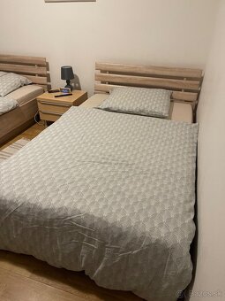 2x posteľ, rozmer 120/200 + rošty a 2-ročne matrace - 2