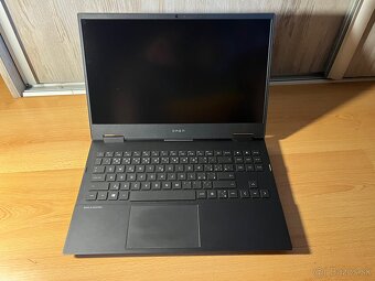 Rezervované: HP OMEN 15 - herný notebook - 2