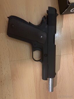 Colt 1911 - 2