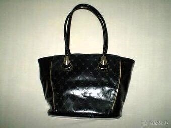 Čierna kabelka - 2