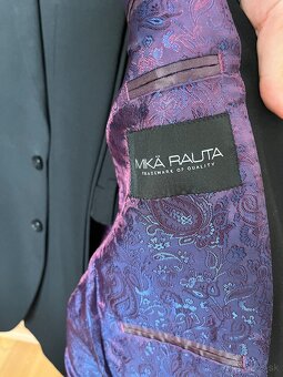 Čierny oblek značky Zekon - 2