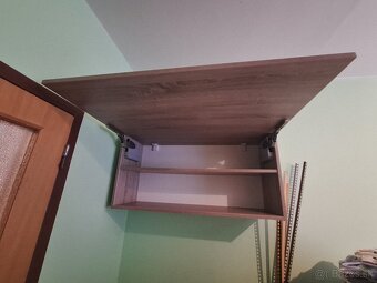 Skrinka na stenu - 2