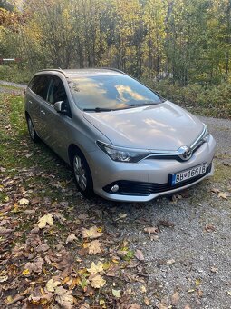 Toyota auris 1.2 turbo - 2