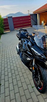 Kawasaki Z1000sx - 2