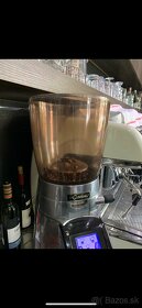 Profesionálny mlynček na kávu - 2