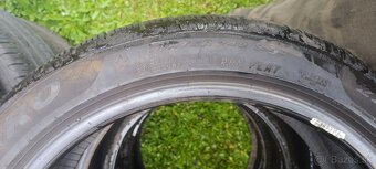 Pirelli sotto zero 225/45R18 runflat - 2