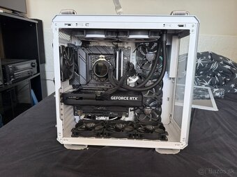 GAINWARD GeForce RTX 4070 Ti SUPER - 2