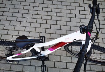 Na predaj bicykel CUBE 27.5 S/M ram 16tka - 2